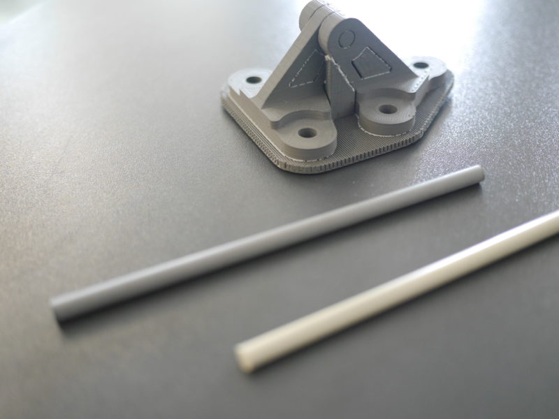 Barrettes de métal et de céramique imprimées en 3D avec la technologie Desktop Metal