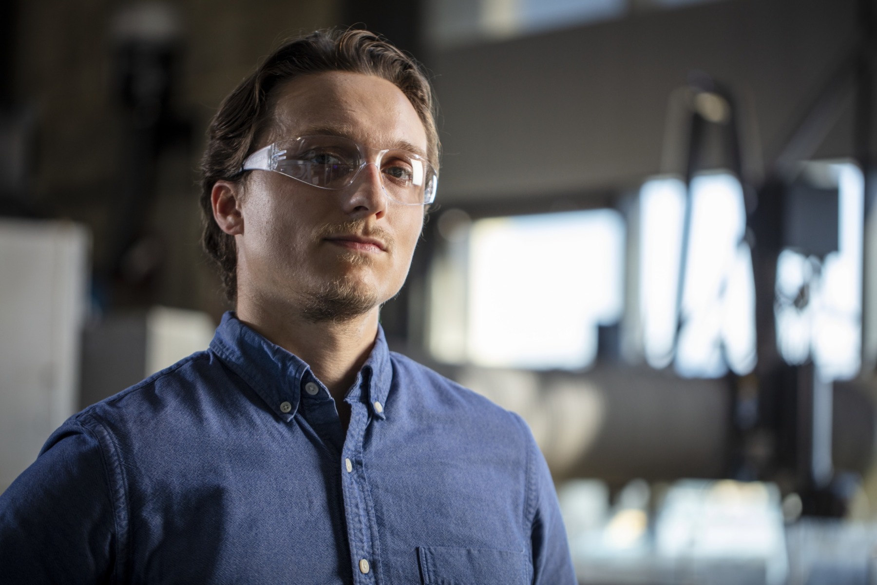 Portrait dans une usine CNC