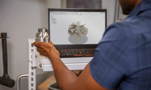 DVC-CNC-8818